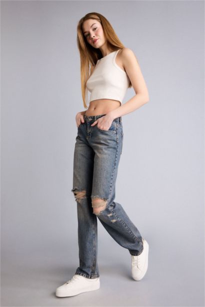 Slım Fıt Yırtık Detaylı Düşük Bel Jean