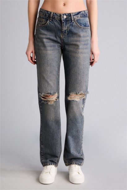 Slım Fıt Yırtık Detaylı Düşük Bel Jean