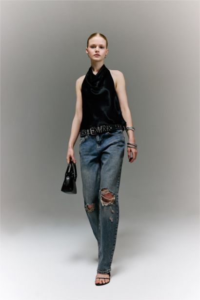 بنطلون جينز سليم فيت بتفاصيل ممزقة وخصر منخفض