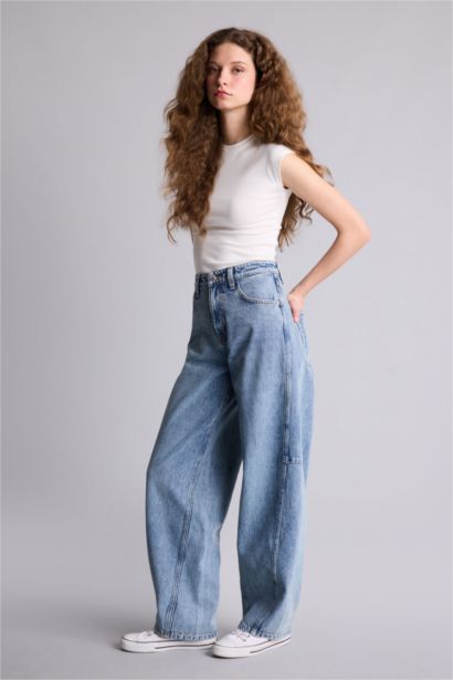 Baggy Fit High Waist Straight Leg Jeans