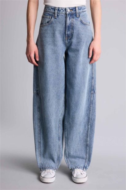 Baggy Fit High Waist Straight Leg Jeans