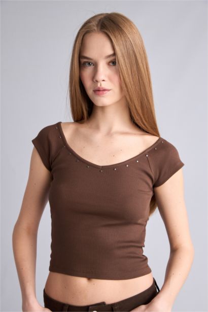 Fitted V Yaka Kaşkorse Tişört