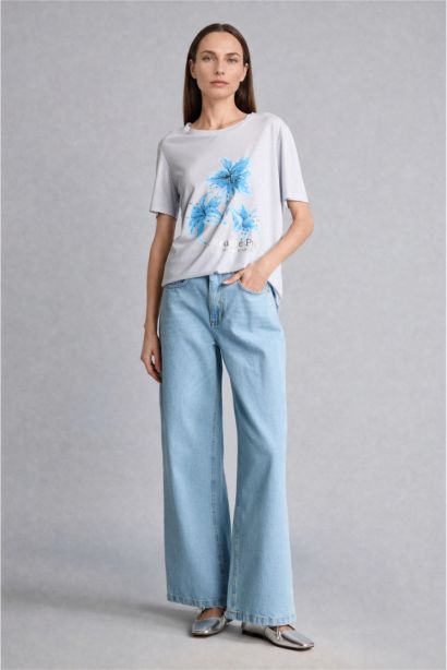 Woman Short Sleeve T-Shirt