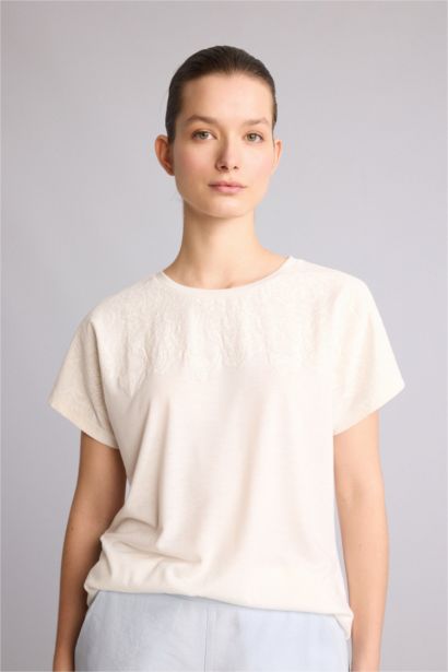 Woman Short Sleeve T-Shirt