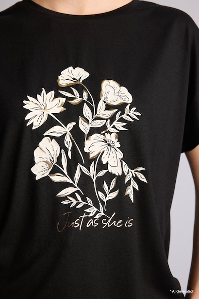 Crew Neck Flower Short Sleeve T-Shirt