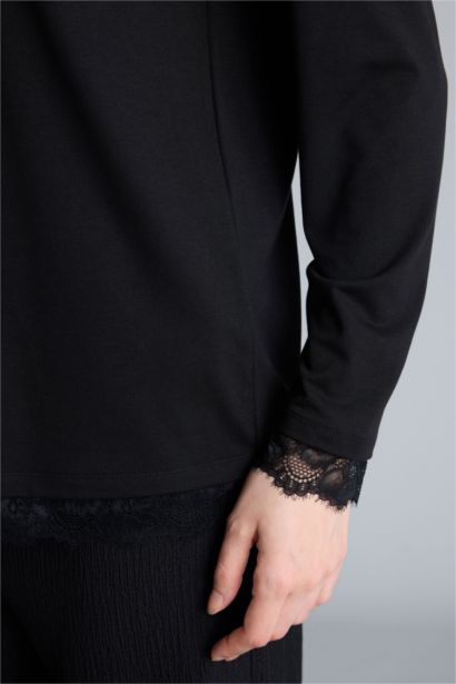 Футболка Relax Fit с круглым вырезом и длинным рукавом