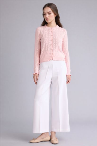 كارديجان دانتيل قصة عادية برقبة مستديرة