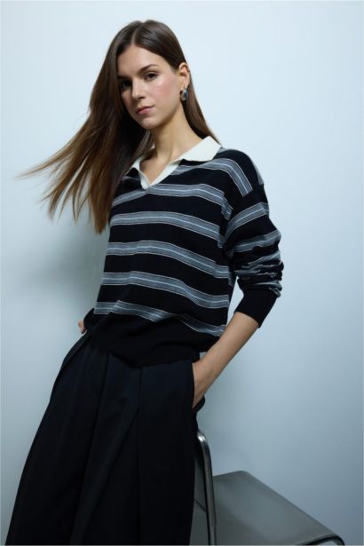 Oversize Fit Polo Collar Pullover