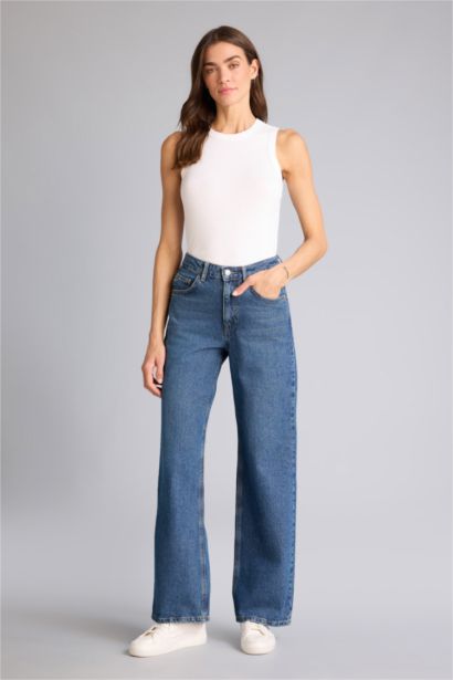 Майка приталенного кроя с круглым вырезом базовый из камзола для женщин