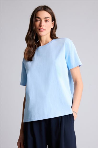 T-shirt premium à col rond et manches courtes Coupe décontractée