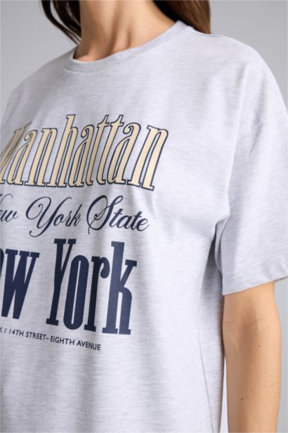 Woman Short Sleeve T-Shirt