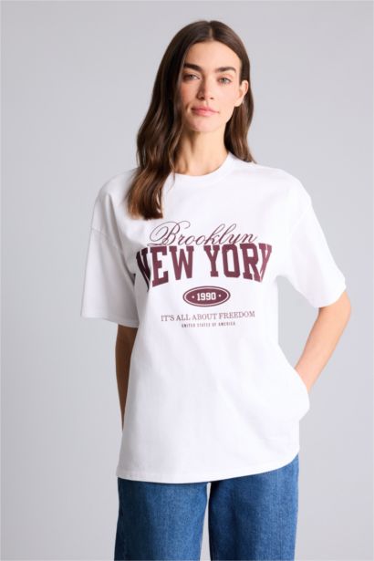 Woman Short Sleeve T-Shirt