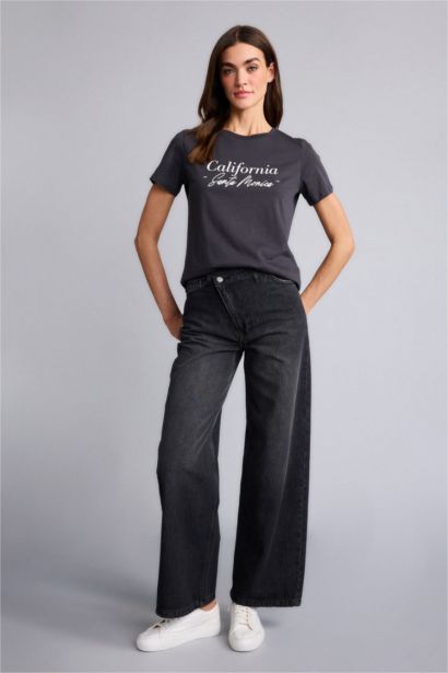 Woman Short Sleeve T-Shirt