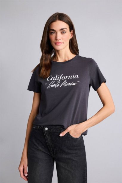 Woman Short Sleeve T-Shirt