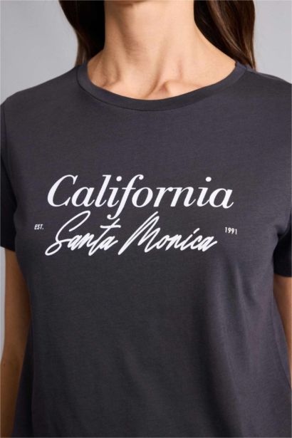 Woman Short Sleeve T-Shirt