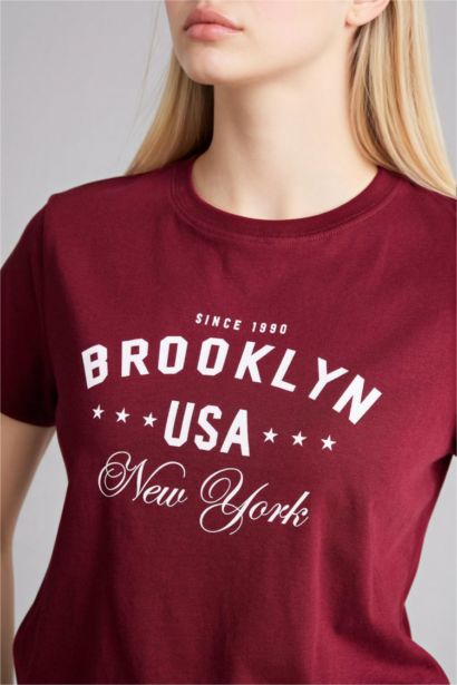 Woman Short Sleeve T-Shirt