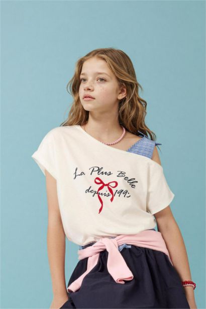 Omzu Açık Baskılı Tişört Kız Çocuk