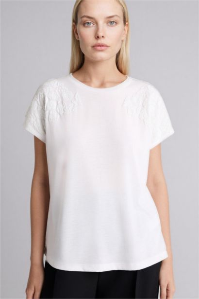 Woman Short Sleeve T-Shirt