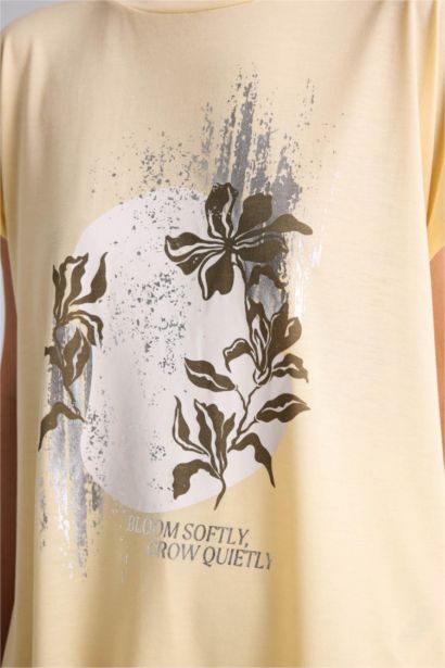 Woman Short Sleeve T-Shirt