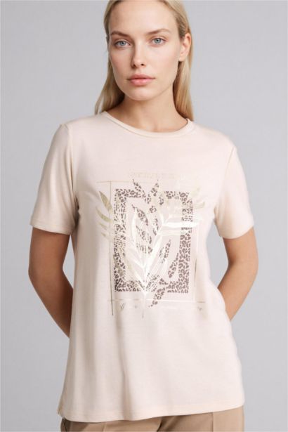 Woman Short Sleeve T-Shirt