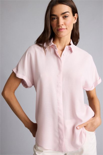 Regular Fıt Gömlek Yaka Kısa Kollu Gömlek