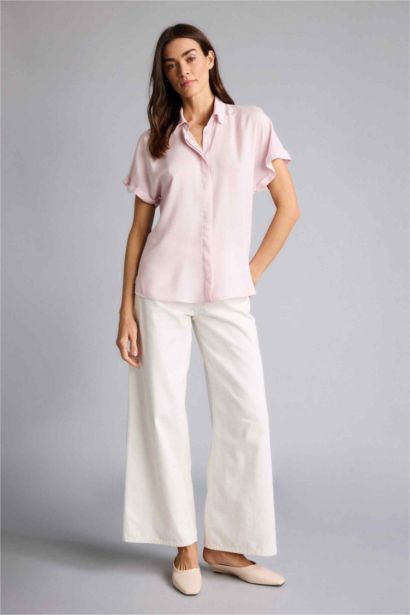 Regular Fıt Gömlek Yaka Kısa Kollu Gömlek