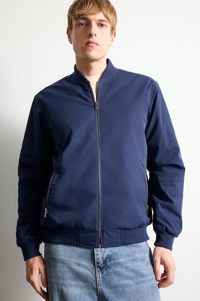 Regular Fit Su İtici Mont