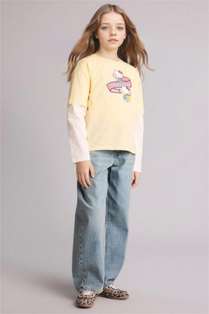 Oversize Fit Hello Kitty Licensed Short Sleeve T-Shirt