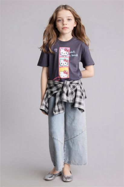 Hello Kitty Relax Fıt Bisiklet Yaka Kısa Kollu Tişört Kız Çocuk
