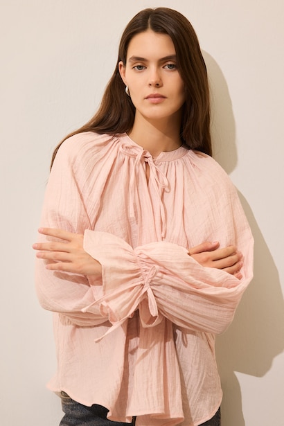 Oversize Hakim Yaka Bağcıklı Basic Bluz