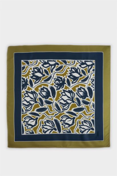 Woman Floral Foulard