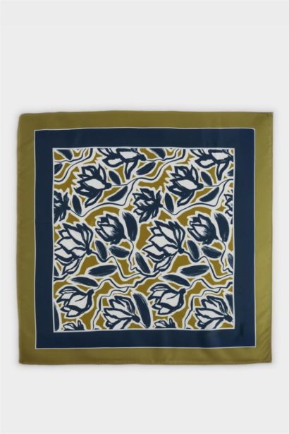 Woman Floral Foulard