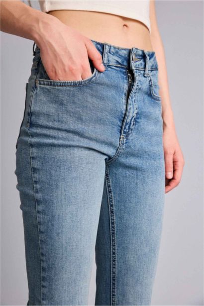 Mia Flare Fıt Yüksek Bel Dar Paça Uzun Jean Yıkamalı Pantolon