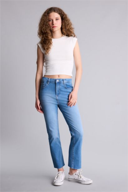 Crop Flare Fıt Yüksek Bel Kısa Paça Bilek Boy Jean Yıkamalı Pantolon