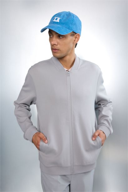 Кепка с вышивкой для мужчин