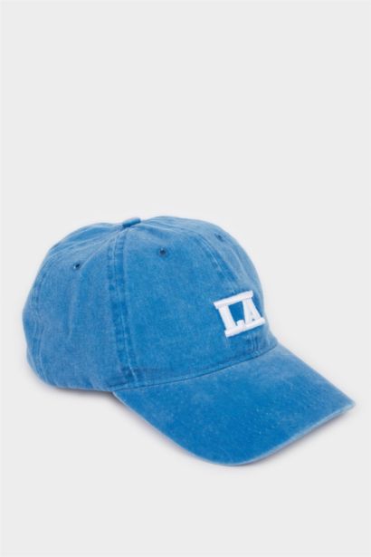 Кепка с вышивкой для мужчин