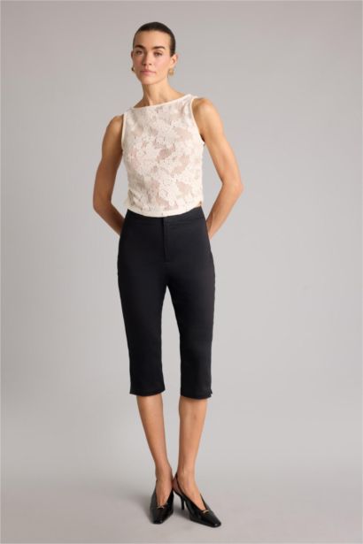 Regular Waist Straight Leg Satin Capri Pants