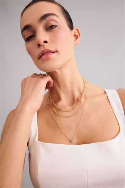 Woman 3 Piece Necklace Set