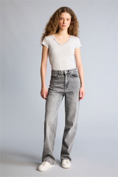 Fıtted Dantel Yaka Ribana Tişört