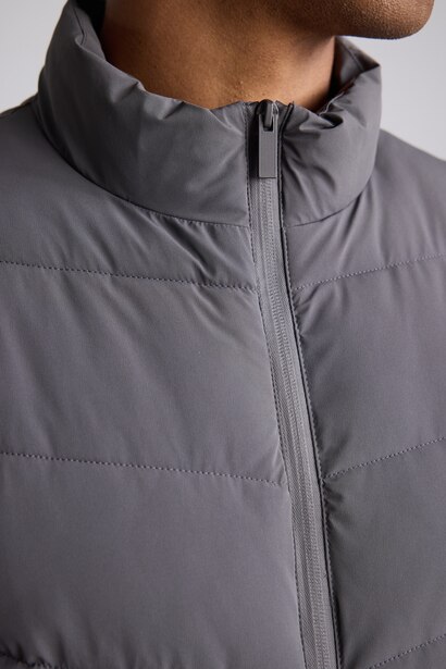 Slim Fit Dik Yaka Kapitone Mont