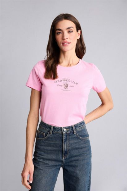 Трикотажная футболка Regular Fit с круглым вырезом принтом-слоганом и коротким рукавом