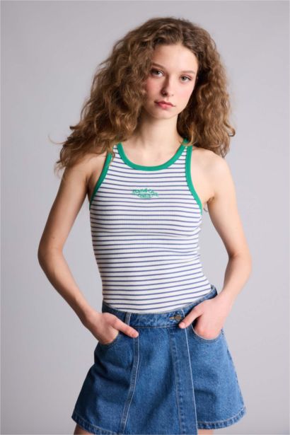 Slim Fit Camisole Halter Collar Tank Top