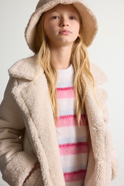 Girl V-Neck Plush Coat