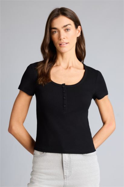 Woman Short Sleeve T-Shirt