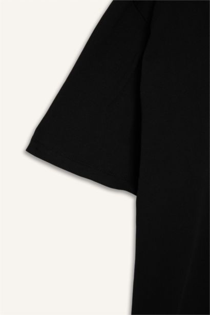 Man Short Sleeve T-Shirt