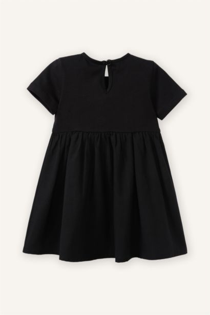 Desenli Elbise Kız Bebek