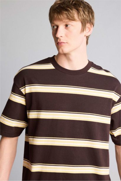 Boxy Fıt Kısa Kollu Tişört