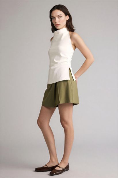 Normal Waist Straight Leg Shorts