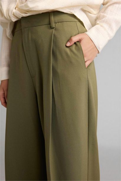 Balloon Fit Normal Waist Straight Leg Pants