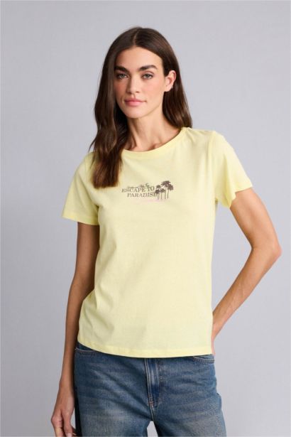 Woman Short Sleeve T-Shirt